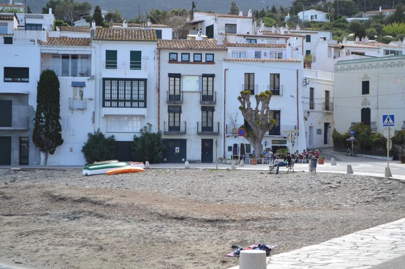 101.12 Port Alguer Apartamento con un dormitorio situado en la playa de Port Alguer. Apartamento Port DÂ´alguer Cadaqués