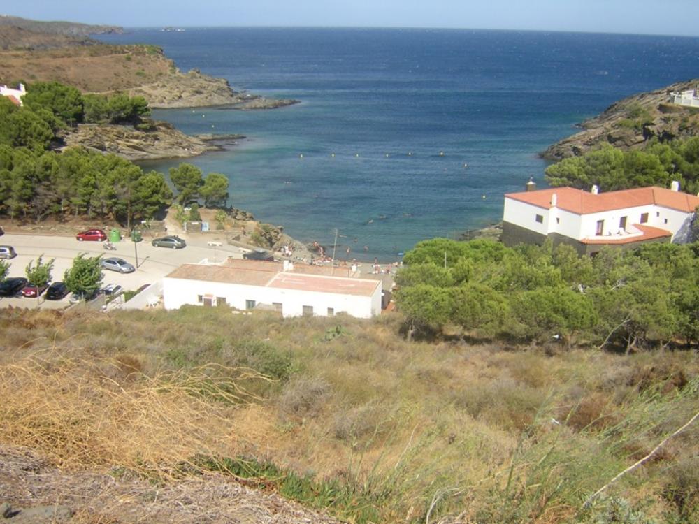 Parcela de 9.500 m² en S'Alqueria con vistas al mar en Cadaqués