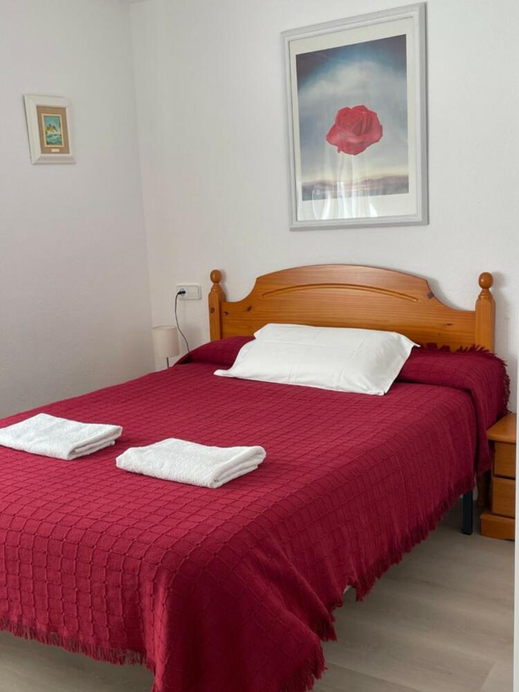 101.04 Verge de l-Esperanca Apartament de dues habitacions amb terrassa amb vistes al mar  Apartamento Carretera a Portligat Cadaqués