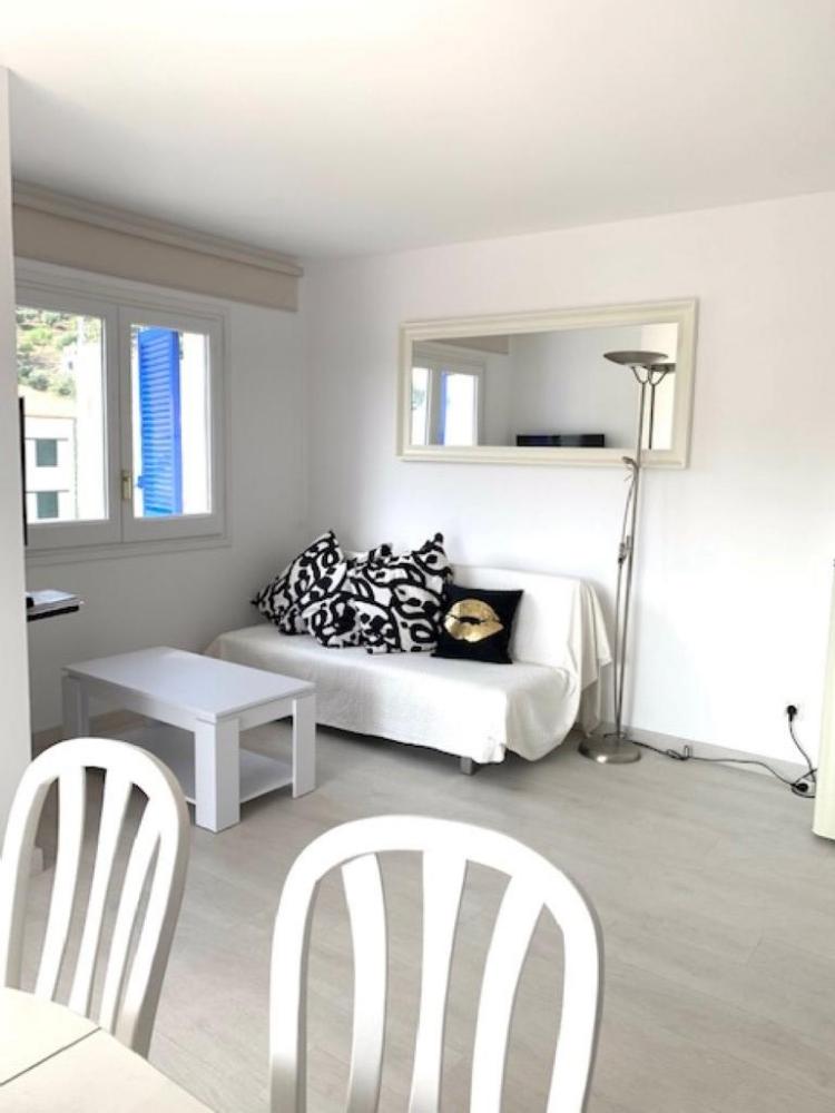 101.74 Centre 101.74 Apartamento con un dormitorio en el centro del pueblo con plaza de parking Apartamento Centre Cadaqués