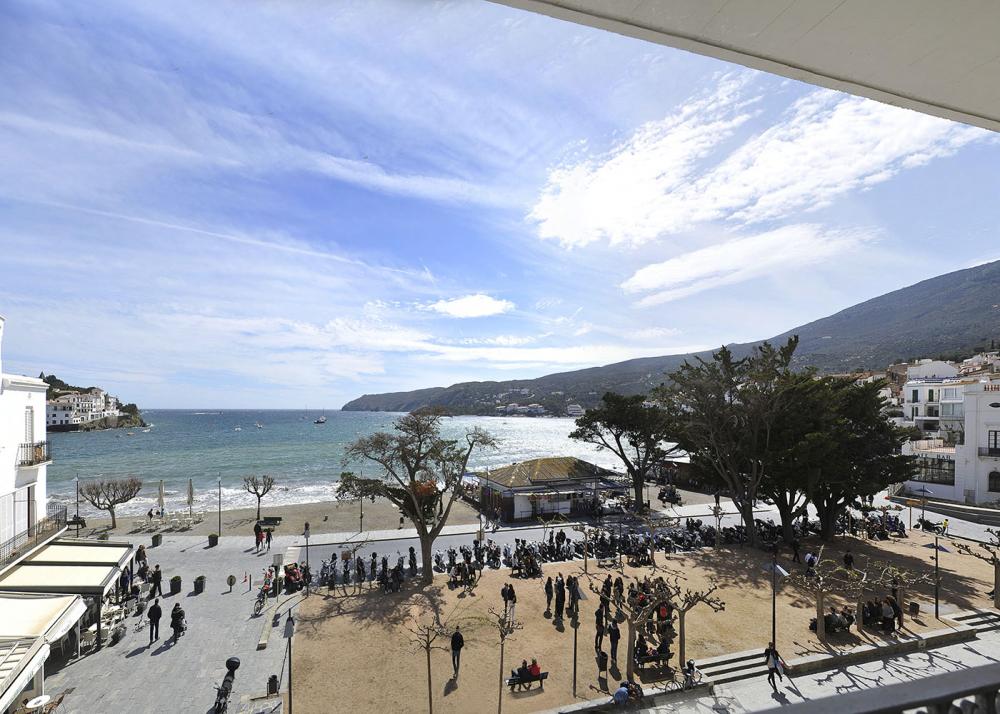 101.76 Passeig Estudio con un dormitorio en el centro del pueblo con fantásticas vistas a la bahía Appartement Centre Cadaqués