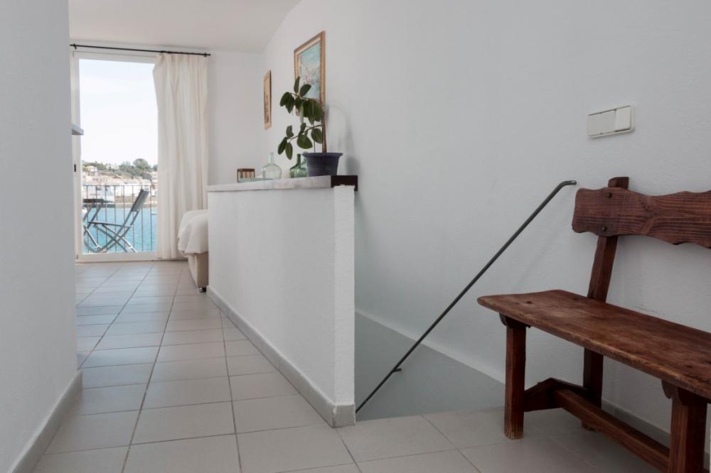 101.53 Riba Pitxot Apartamento con dos dormitorios y grandes vistas al mar en el centro de Cadaqués Apartament Port Alguer Cadaqués