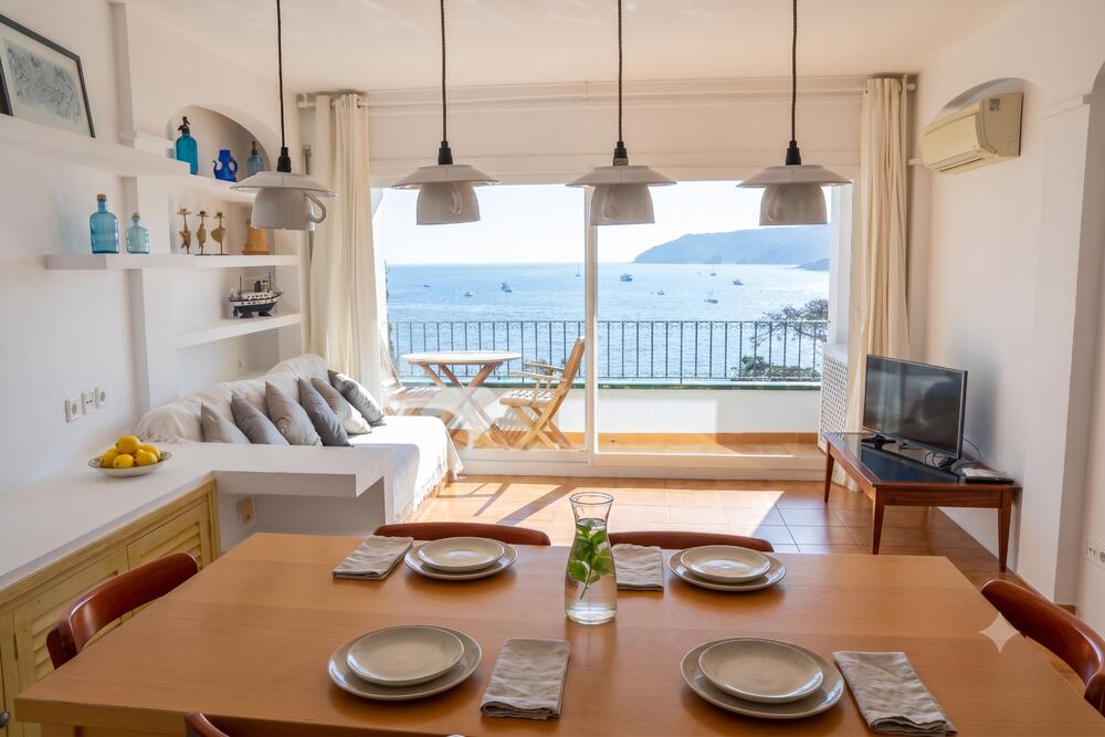 101.80 Passeig Apartament de dues habitacions a Es Passeig amb terrassa amb vistes al mar Apartamento Passeig Cadaqués