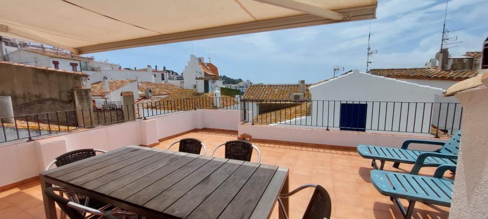 101.93 Puig Vidal Dúplex con tres dormitorios en el centro y cerca de la playa Apartamento Centre Cadaqués