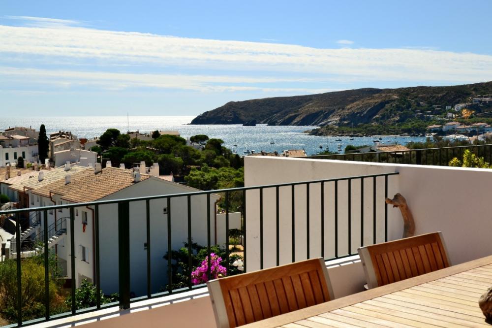 101.61 S Aguarda Heretat Apartamento con dos dormitorios y terraza con vistas al mar Apartamento Carretera Port Lligat Cadaqués