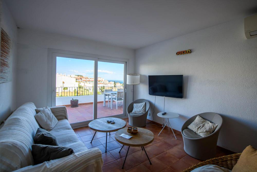 101.61 S Aguarda Heretat Apartamento con dos dormitorios y terraza con vistas al mar Apartamento Carretera a Portligat Cadaqués