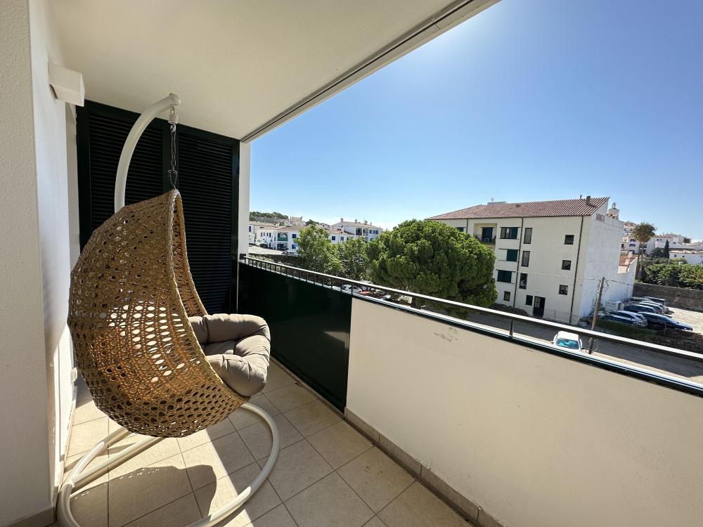 101.50 SA TARONGETA Apartamento con dos habitaciones y plaza de parking Apartamento Entrada Cadaqués