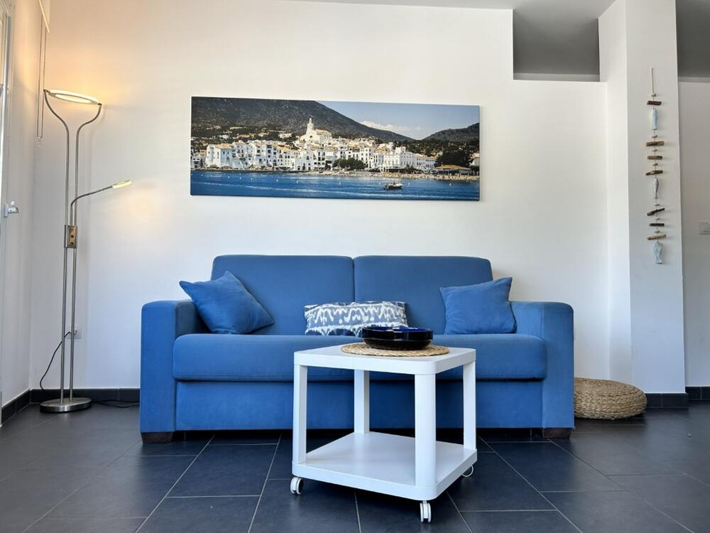 101.118 Trilla Apartament modern i funcional al centre de Cadaqués Apartamento CENTRE CADAQUÉS