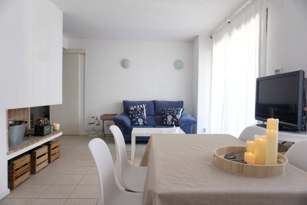 101.48 SA TARONGETA Apartament amb dos dormitoris situat a l'entrada del poble Apartamento Centre Cadaqués