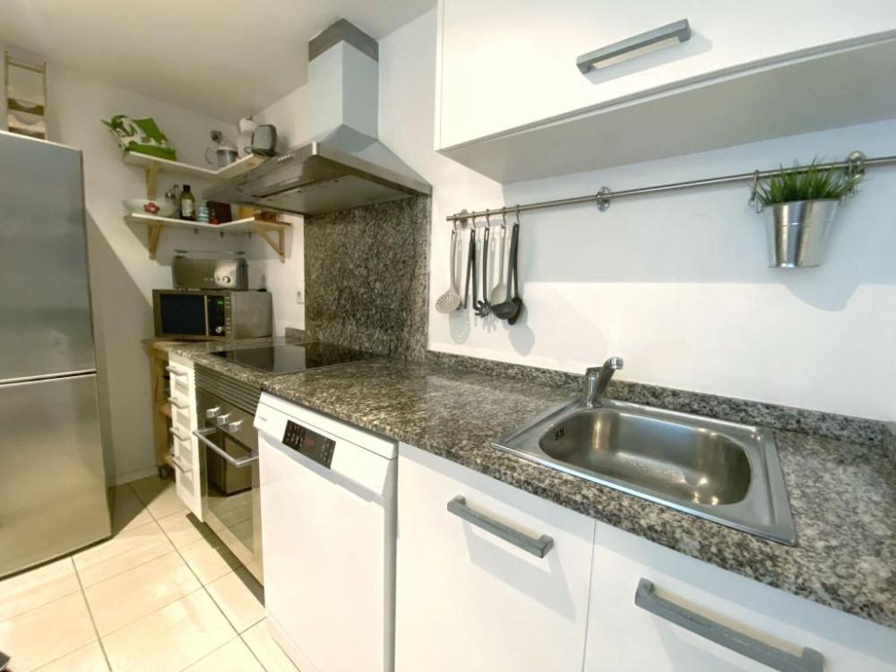 101.48 SA TARONGETA Apartament amb dos dormitoris situat a l'entrada del poble Apartamento Centre Cadaqués