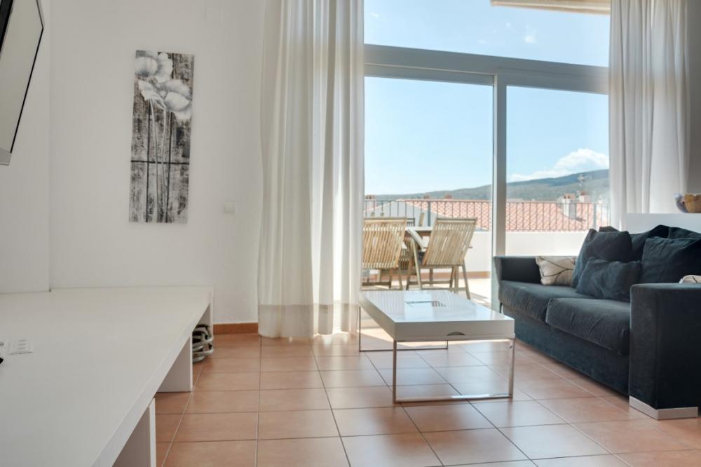 101.32 Carretera Port Lligat Apartament amb tres dormitoris, plaça de pàrking i terrassa amb vistes al mar Apartamento Carretera Port Lligat Cadaqués