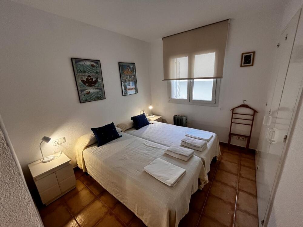 101.11 Carretera Port Lligat Apartament de dues habitacions i terrassa amb vistes al mar i plaça de pàrking  Apartamento Carretera Port Lligat Cadaqués