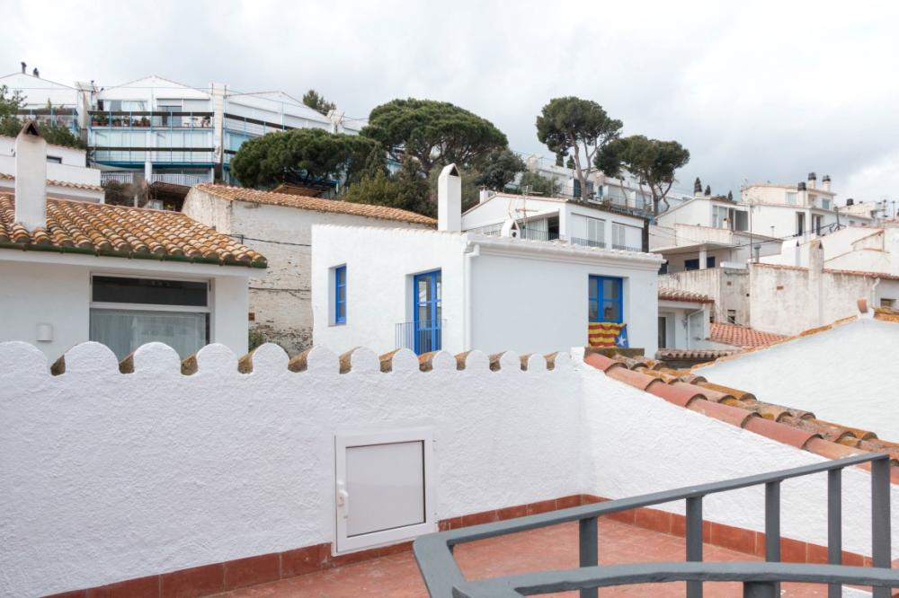 102.19 Carrer Pruna Casa con tres dormitorios en zona tranquila de Cadaqués Casa adosada Cap de Cadaqués Cadaqués