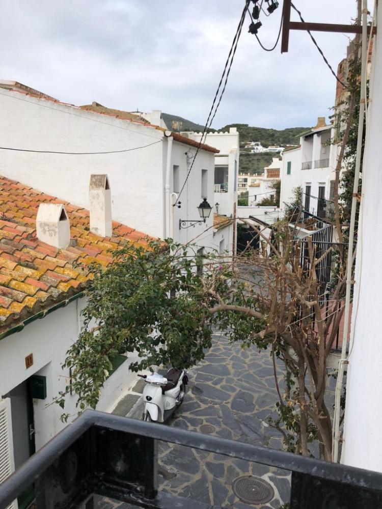 102.17 Carrer Tro Casa de pueblo en zona tranquila de Cadaqués Casa adosada Centre Cadaqués