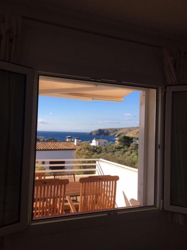 101.22 Carretera Port Ligat Apartamento con dos dormitorios, terraza y vistas al mar Apartamento SA GUARDA Cadaqués