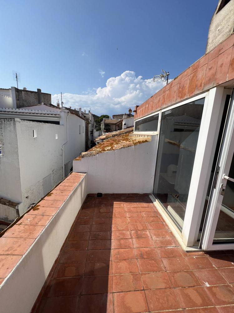 SANT ANTONI  CASA DE PUEBLO CON VISTAS AL MAR Casa de pueblo  Cadaqués