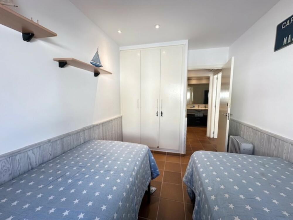 101.09 MIMOSES  Alojamiento turístico en todo el centro de Cadaqués, para 4 personas  Apartamento CENTRE Cadaqués