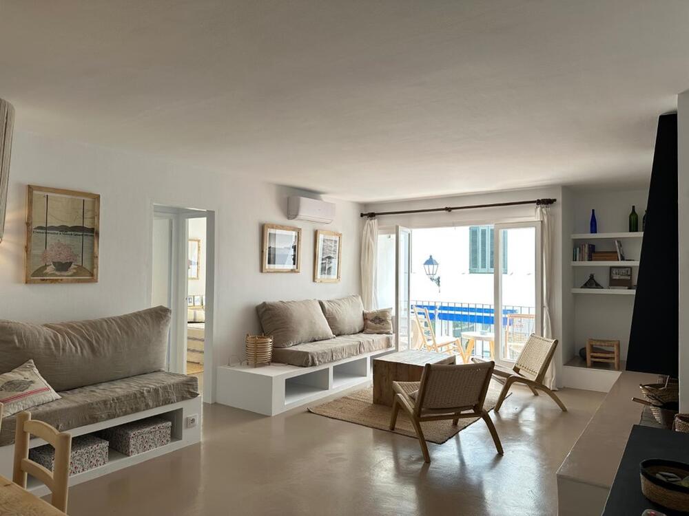101.17 LLUIS TASSIS Apartament de 3 habitacions al centre del poble Apartamento Centre Cadaqués