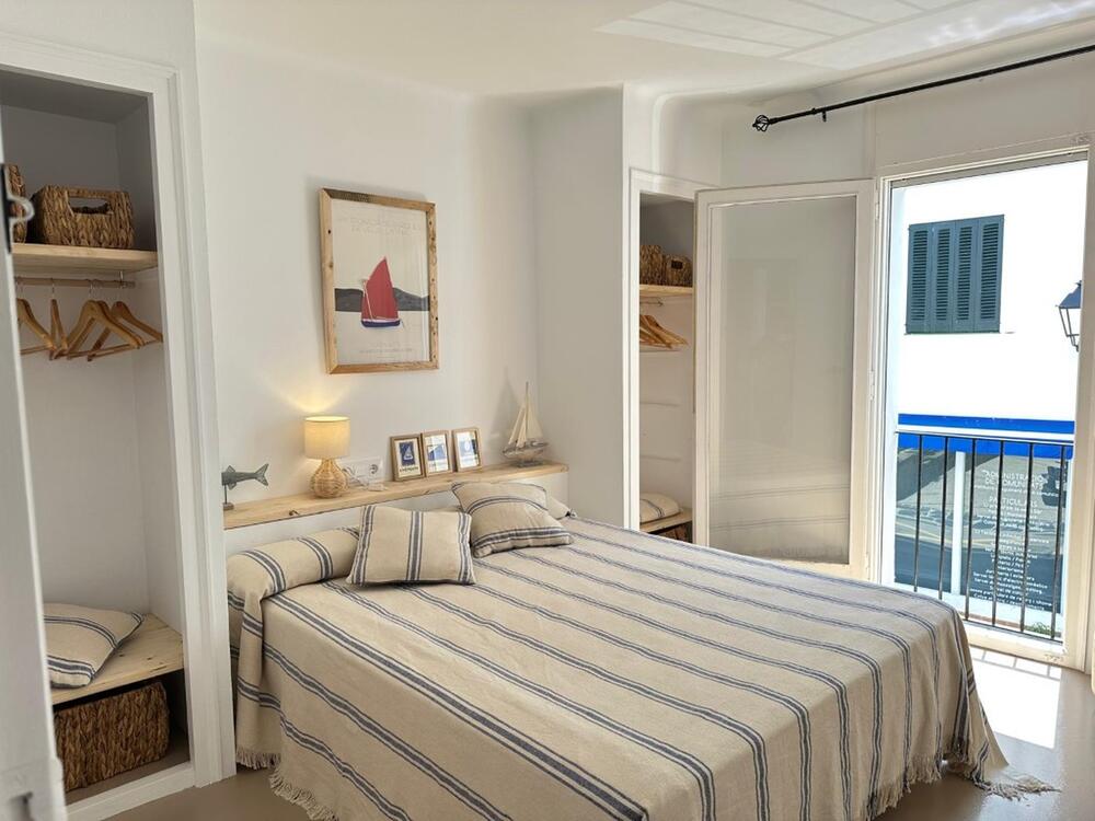 101.17 LLUIS TASSIS Apartament de 3 habitacions al centre del poble Apartamento Centre Cadaqués