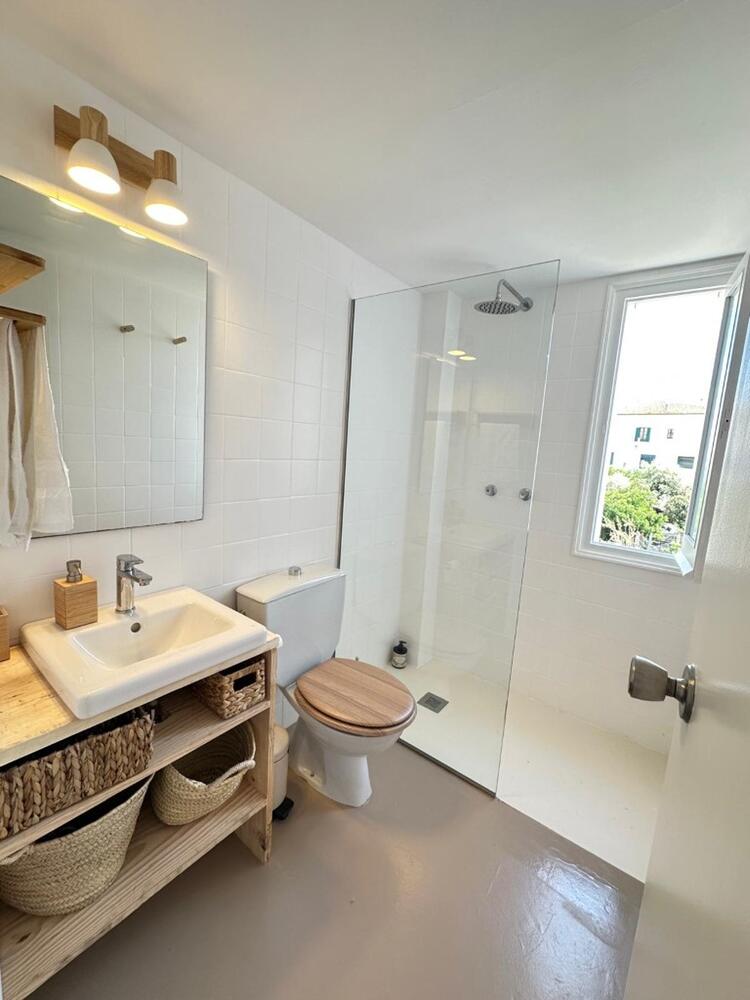 101.17 LLUIS TASSIS Apartament de 3 habitacions al centre del poble Apartamento Centre Cadaqués