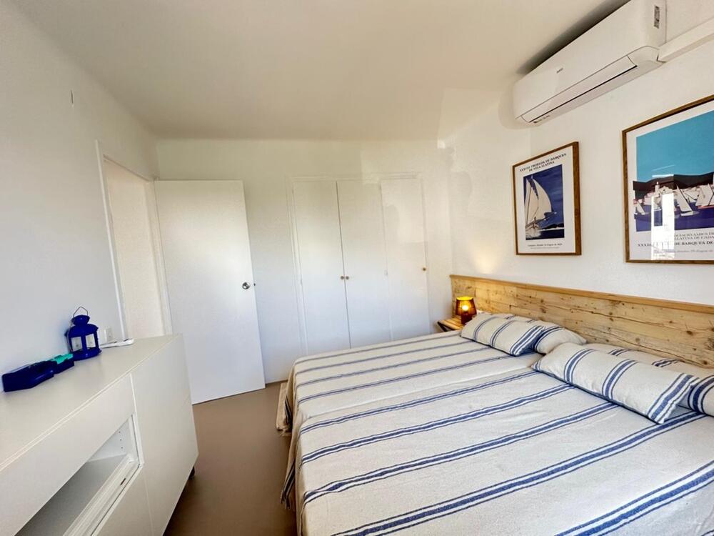 101.17 LLUIS TASSIS Apartament de 3 habitacions al centre del poble Apartamento Centre Cadaqués