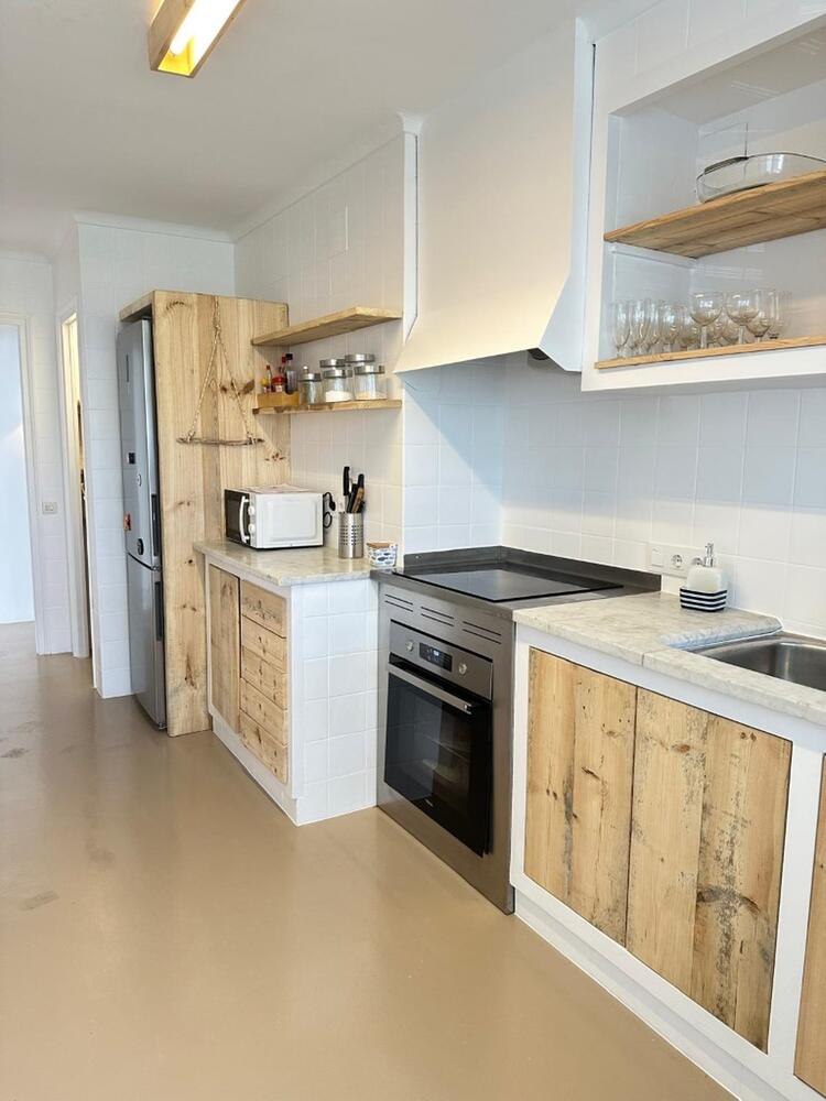 101.17 LLUIS TASSIS Apartament de 3 habitacions al centre del poble Apartamento Centre Cadaqués