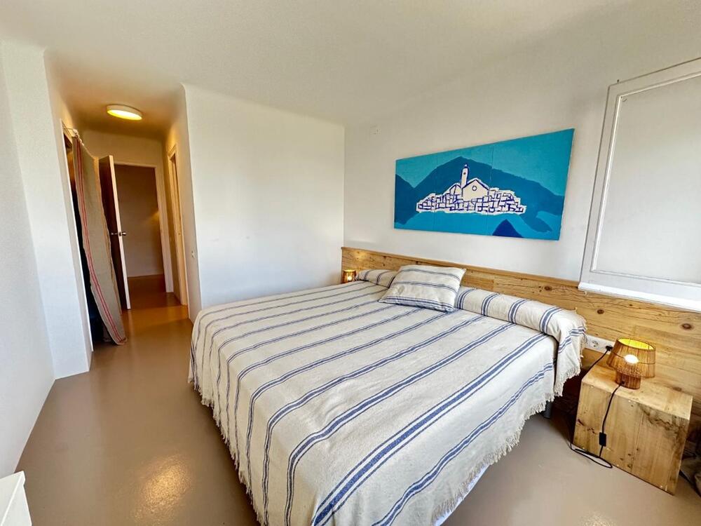 101.17 LLUIS TASSIS Apartament de 3 habitacions al centre del poble Apartamento Centre Cadaqués