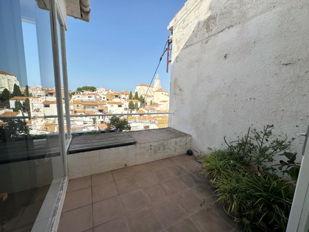 101.08 CARRER SOLITARI Apartament d´ús temporal per a 6 persones amb vistes al mar Apartment Solitari Cadaqués