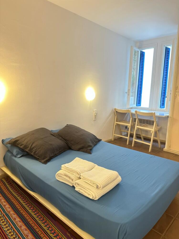 101.08 CARRER SOLITARI Apartament d´ús temporal per a 6 persones amb vistes al mar Apartment Solitari Cadaqués