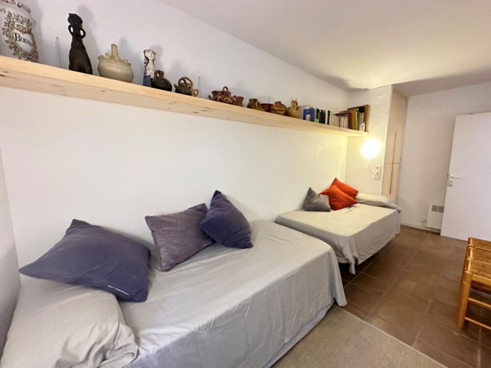 101.08 CARRER SOLITARI Apartament d´ús temporal per a 6 persones amb vistes al mar Apartment Solitari Cadaqués