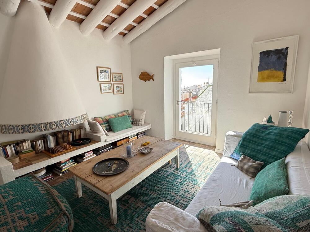 102.22 SOLITARI Bonica casa de poble amb espectaculars vistes per a 10 persones Maison de village SOLITARI Cadaqués