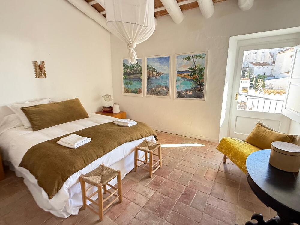 102.22 SOLITARI Bonica casa de poble amb espectaculars vistes per a 10 persones Maison de village SOLITARI Cadaqués