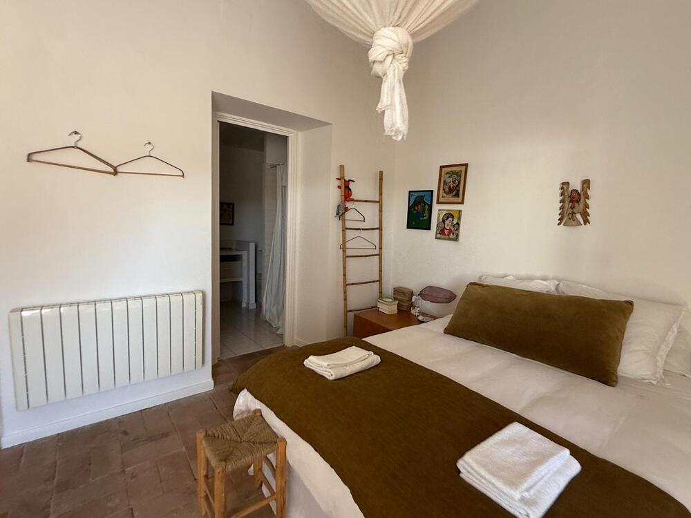 102.22 SOLITARI Bonica casa de poble amb espectaculars vistes per a 10 persones Maison de village SOLITARI Cadaqués