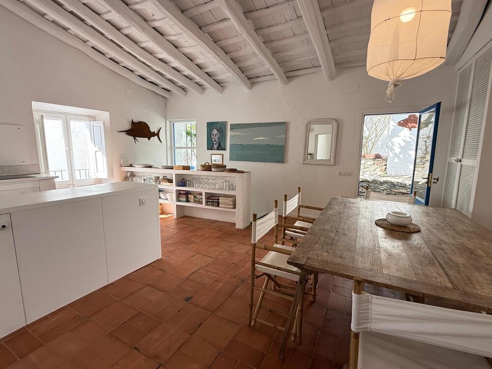 102.22 SOLITARI Bonica casa de poble amb espectaculars vistes per a 10 persones Maison de village SOLITARI Cadaqués