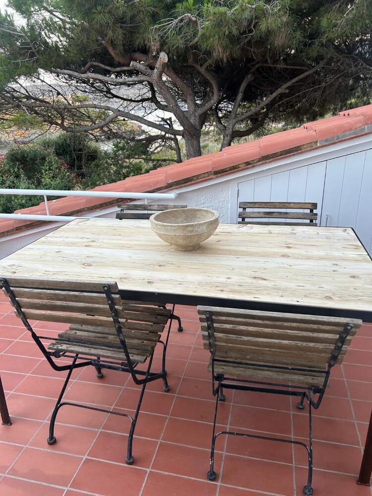 101.78 ES TROP Allotjament compartit a zona tranquil·la de 3 habitacions i vistes a un minut de la platja de s'Arenella Apartment CAIALS Cadaqués