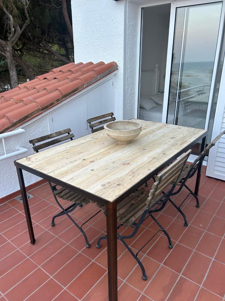 101.78 ES TROP Allotjament compartit a zona tranquil·la de 3 habitacions i vistes a un minut de la platja de s'Arenella Apartment CAIALS Cadaqués