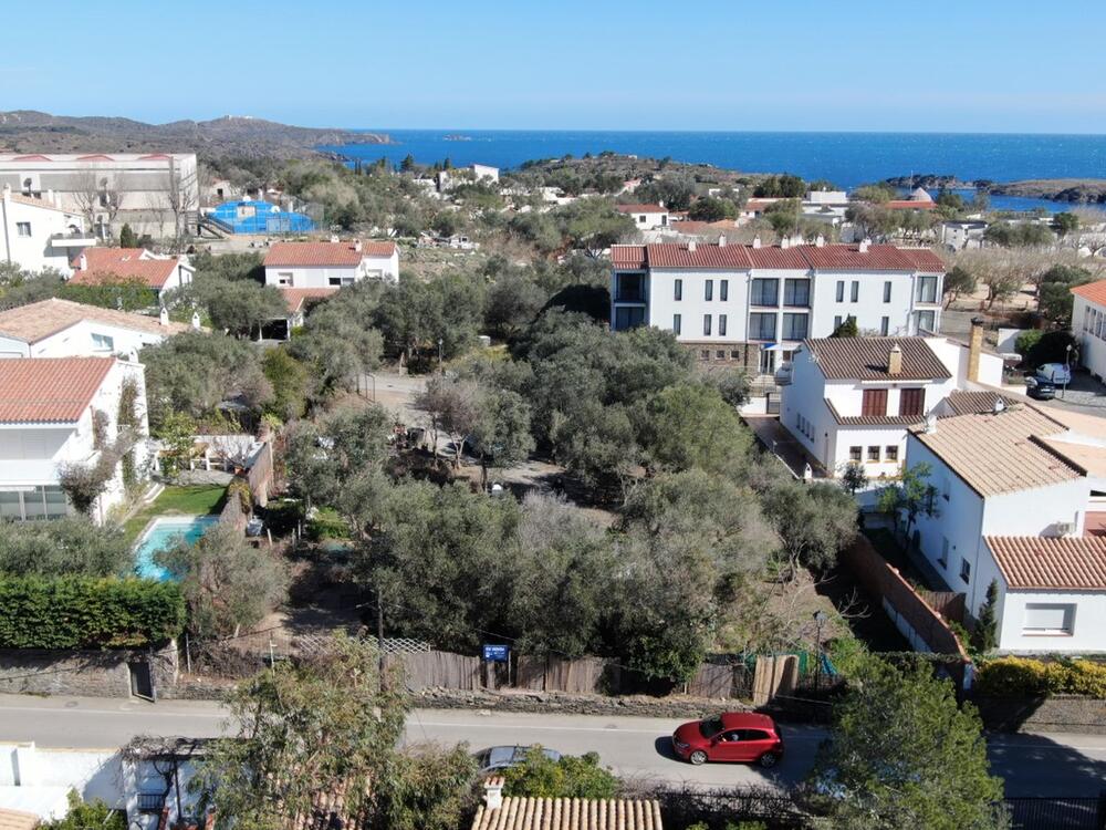 CARLES RAHOLA  B PARCEL.LA URBANA  Building plot  Cadaqués
