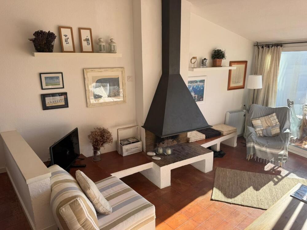 101.52 SA GUARDA Apartament de dues habitacions, per a 4 persones i vistes Apartamento SA GUARDA Cadaqués