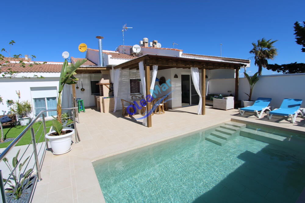 023 FENU Casa aislada / Villa RIUMAR Delta de l'ebre