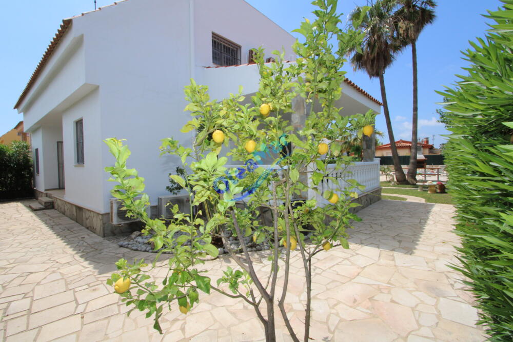 117 ESPERANZA 1 Casa / Chalet RIUMAR RIUMAR 117 ESPERANZA 1 Casa / Chalet RIUMAR RIUMAR