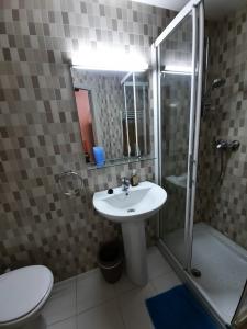 208 Grizzly Studio  Encamp
