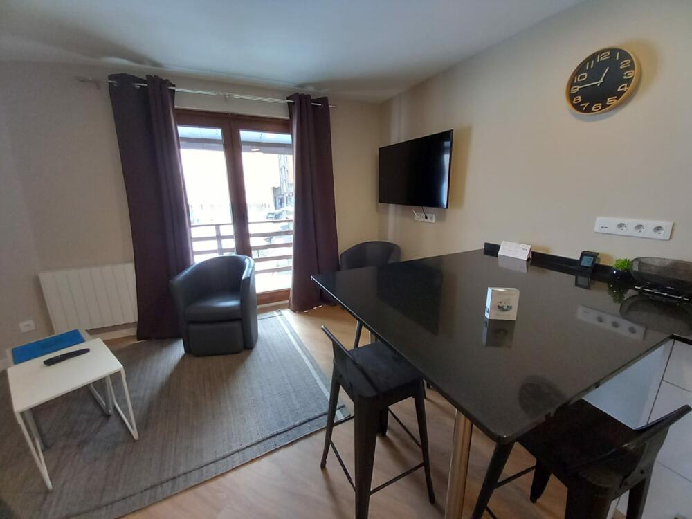 VELA03E 3E Velasquez Appartement  Pas de la Casa