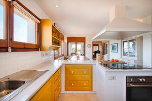 185 B-525 Villa Victoria Detached house / Villa Costa Brava Begur