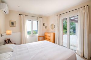 190 B-565 Villa Girasol Detached house / Villa Costa Brava Begur