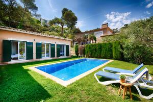 195 B-701 Villa Flor Vrijstaand huis / Villa Costa Brava Begur