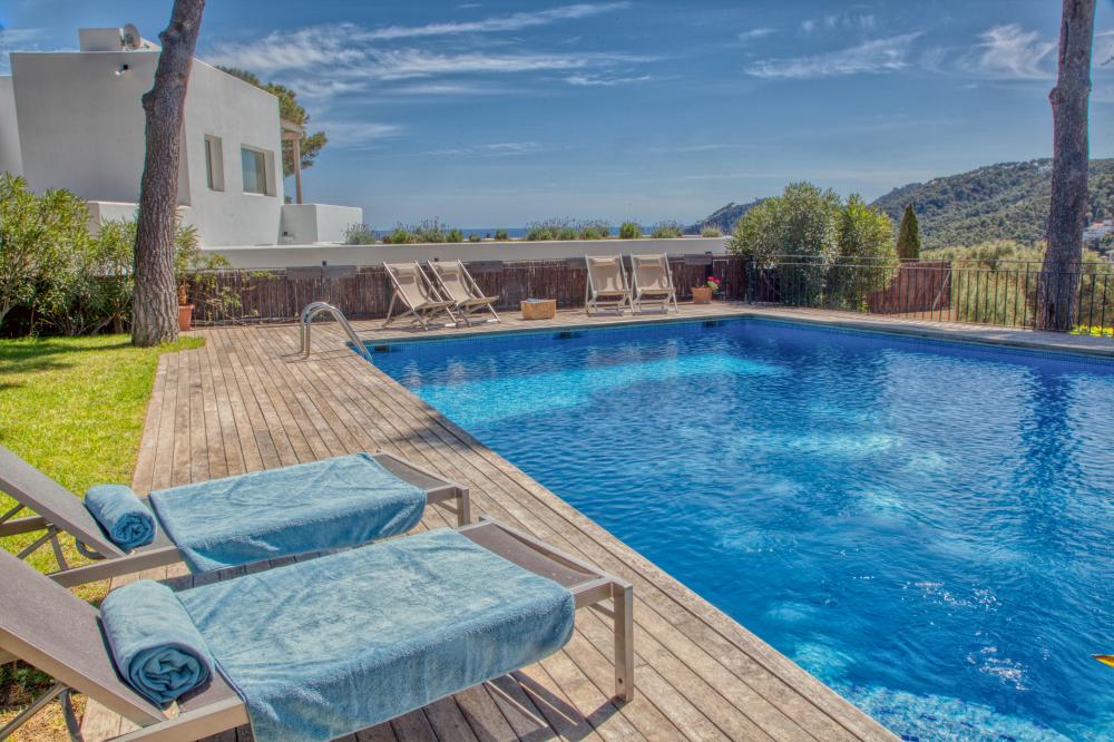 450 T-101 Villa Simone Detached house / Villa Tamariu 450 T-101 Villa Simone Detached house / Villa Tamariu