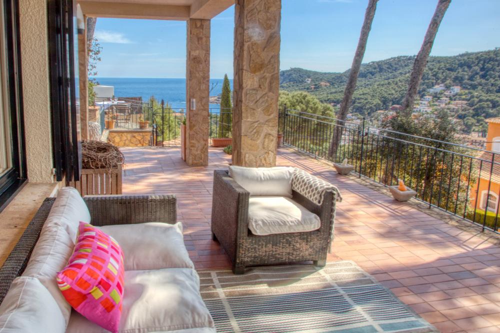 450 T-101 Villa Simone Detached house / Villa Tamariu 450 T-101 Villa Simone Detached house / Villa Tamariu