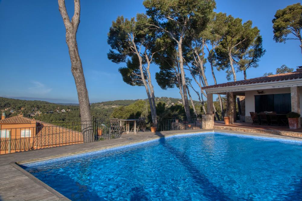 450 T-101 Villa Simone Detached house / Villa Tamariu 450 T-101 Villa Simone Detached house / Villa Tamariu