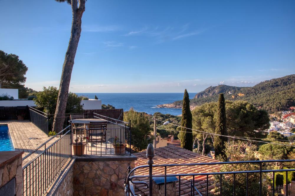 450 T-101 Villa Simone Detached house / Villa Tamariu 450 T-101 Villa Simone Detached house / Villa Tamariu