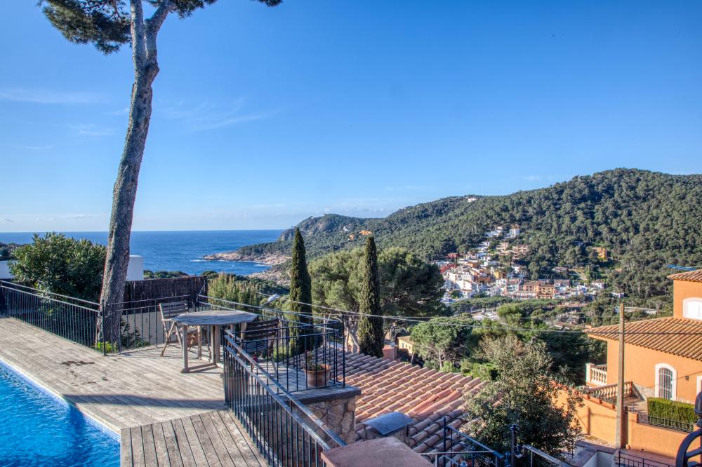 450 T-101 Villa Simone Detached house / Villa Tamariu 450 T-101 Villa Simone Detached house / Villa Tamariu